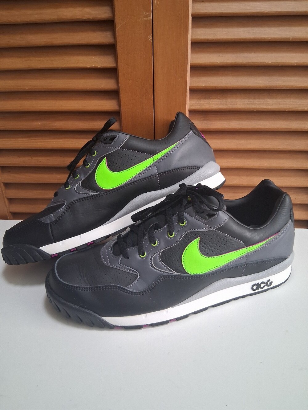 Nike ACG Air Wildwood Leather Electric Green Men's Sneaker * Size: 10.5 * NEW